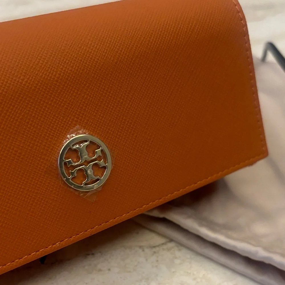 TORY BURCH | flat Eleanor square sunglasses NWOT